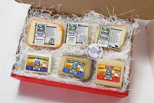 Gift Box F - Goat and Sheep Cheese